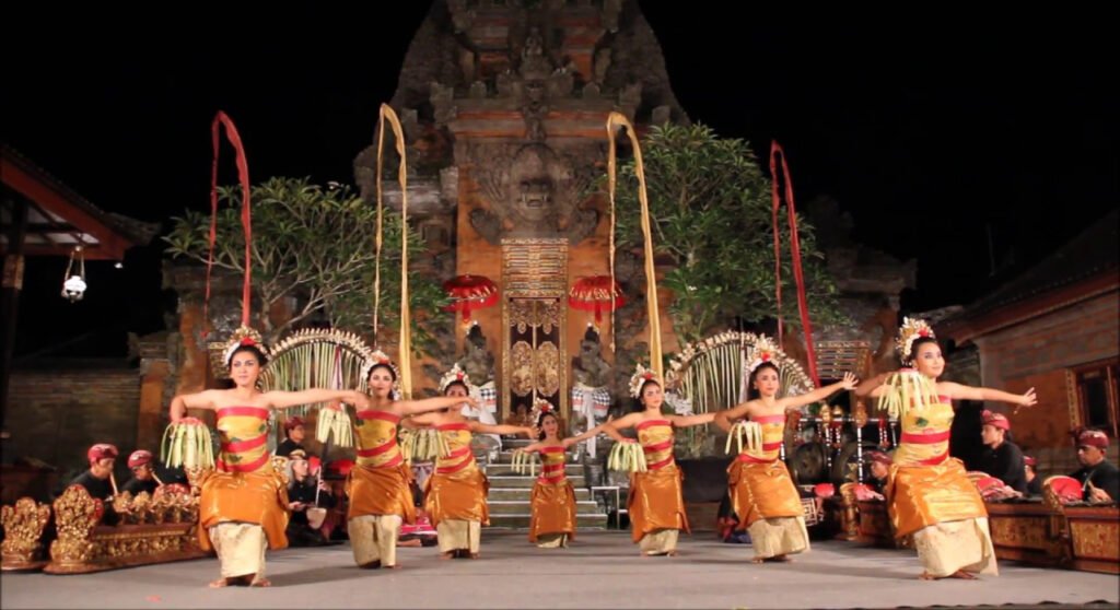 Dance Performance at Ubud Palace